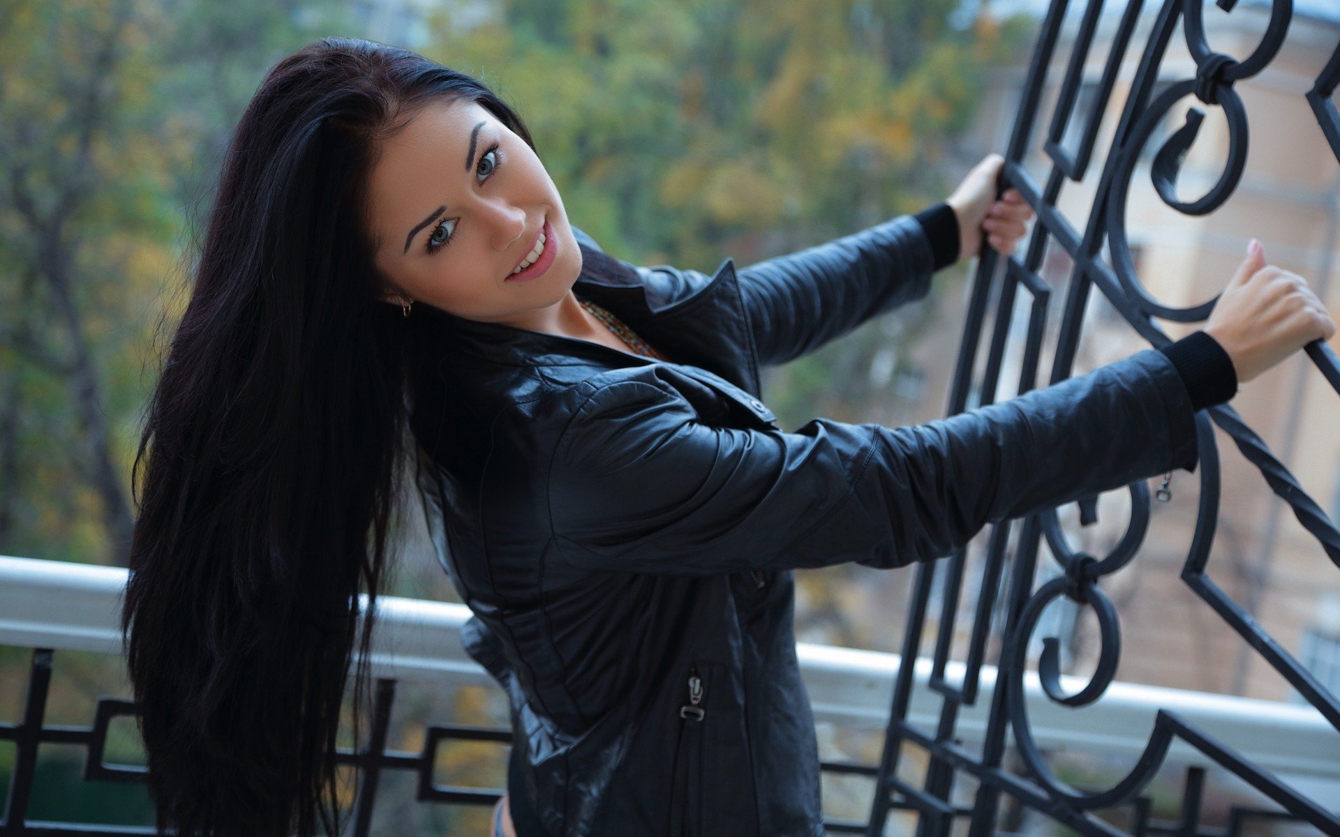 maki b gitter jacke haare modell