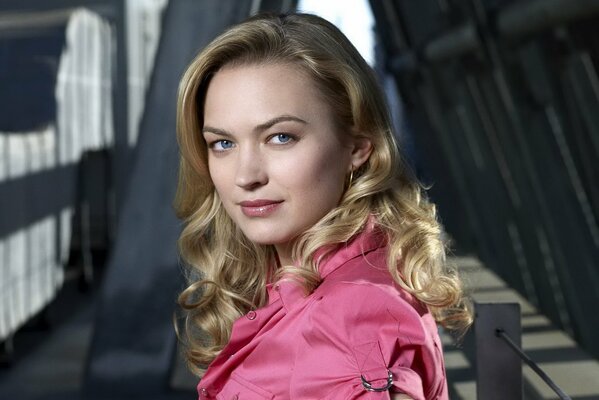 Sofia miles dalla serie Moonlight