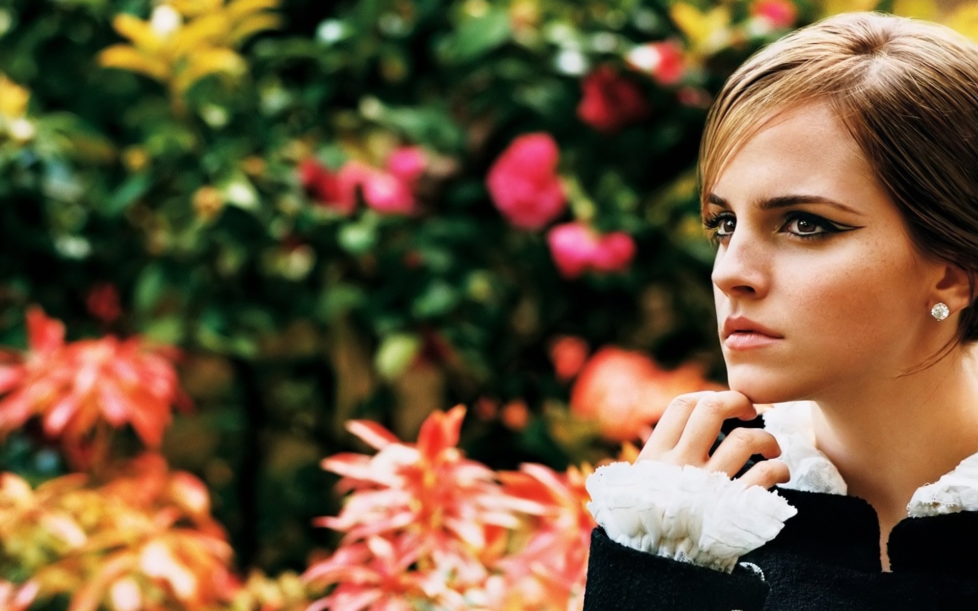 emma watson mädchen schöne schauspielerin gesicht blick blumen hintergrund