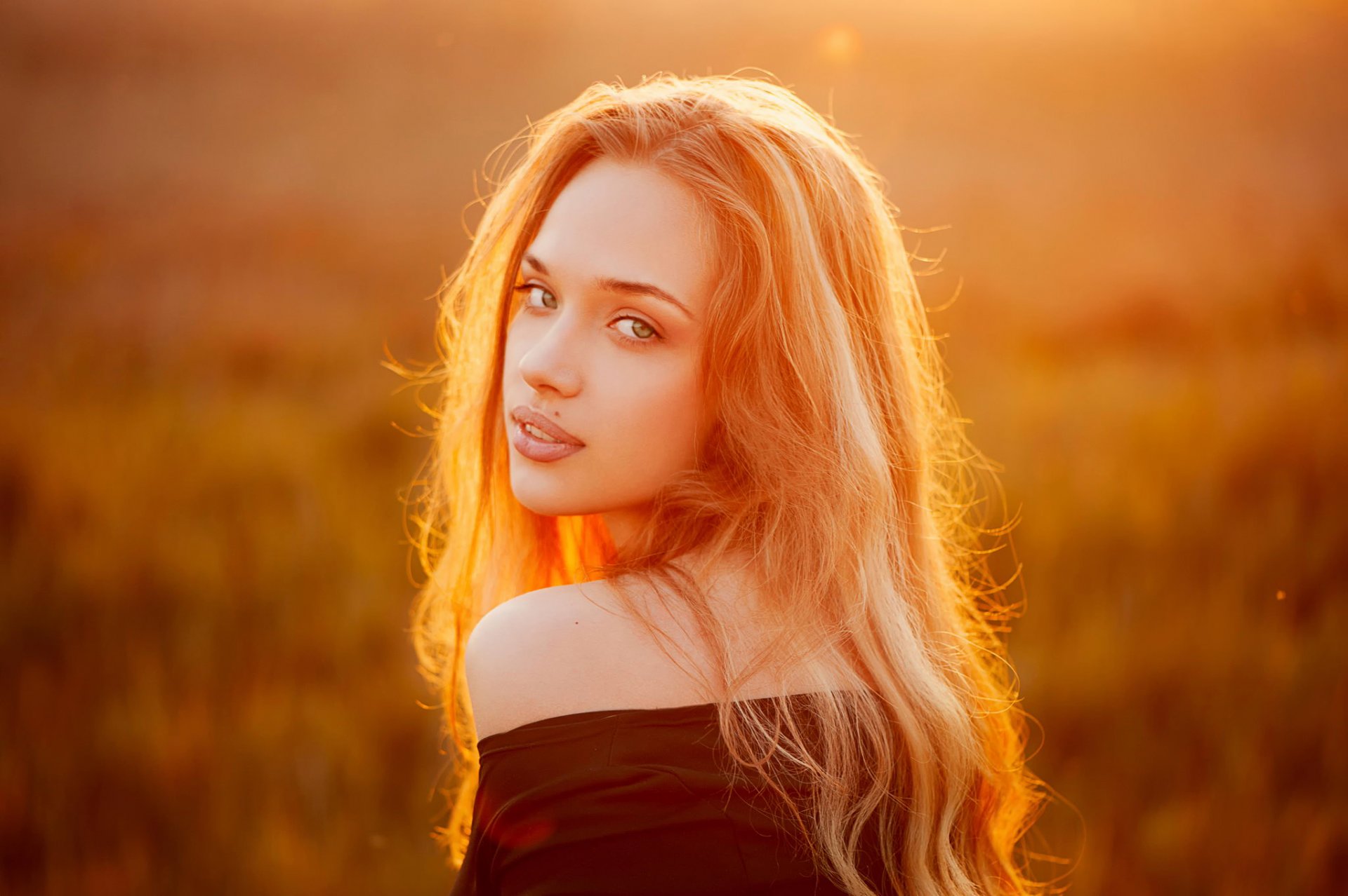 lena golden locks view portrait lighting natural light