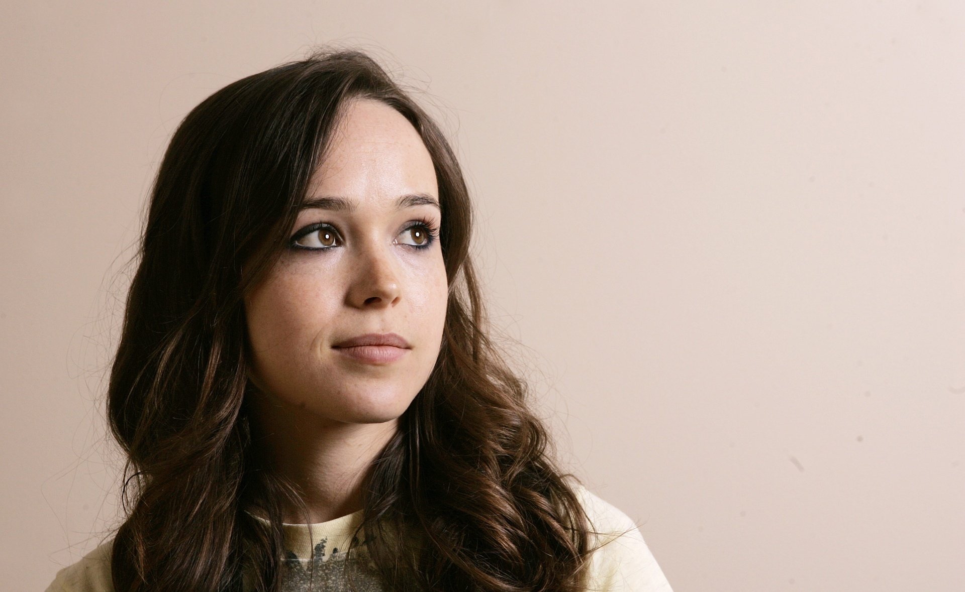 ellen page fille actrice brunette