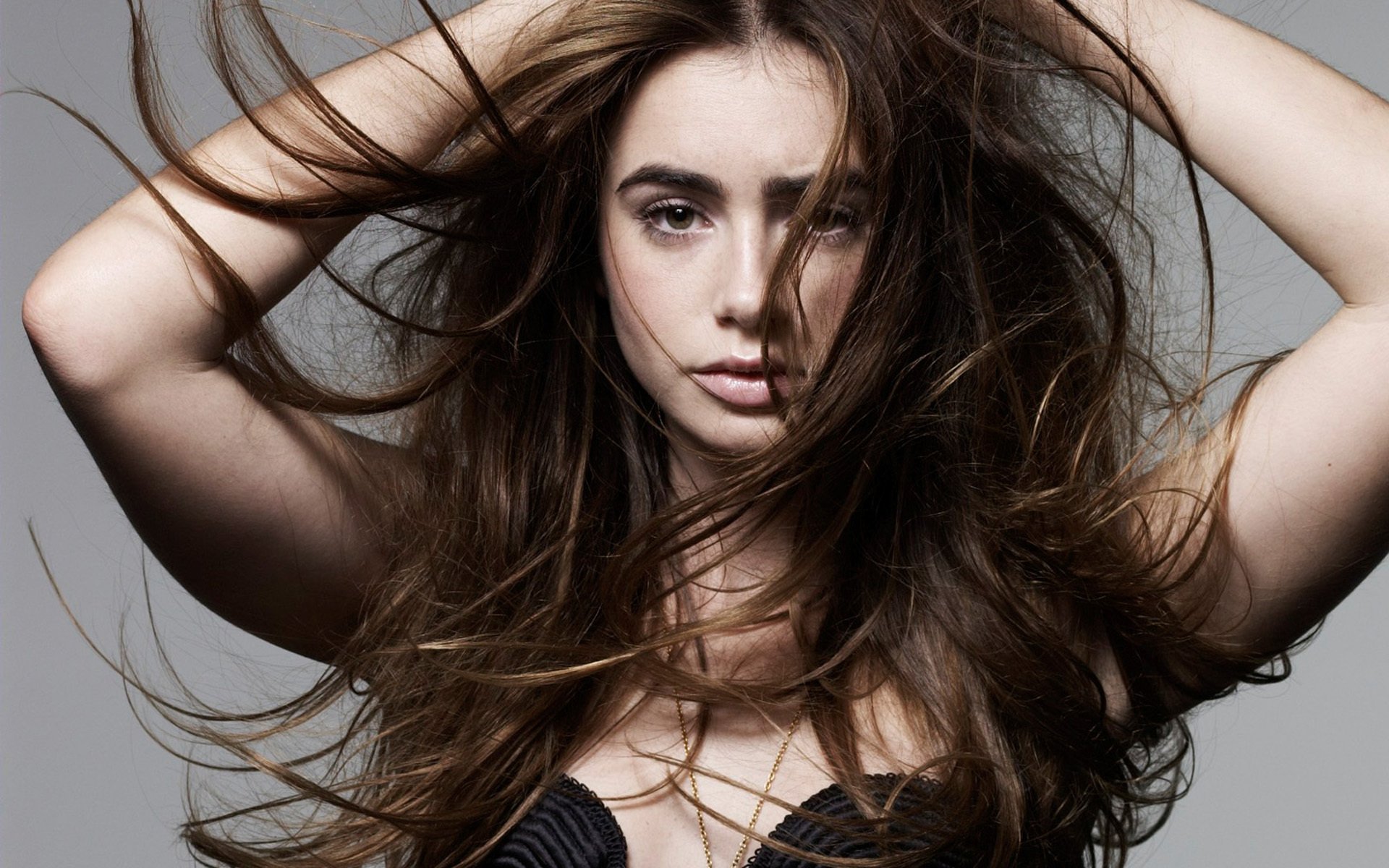 ładna dziewczyna lily collins