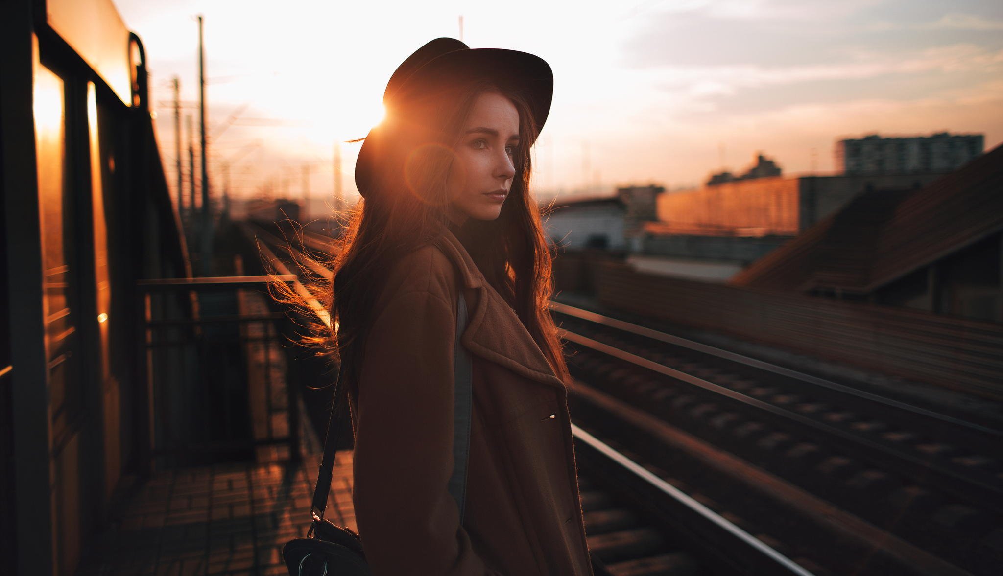 sonne porträt hut bahnhof