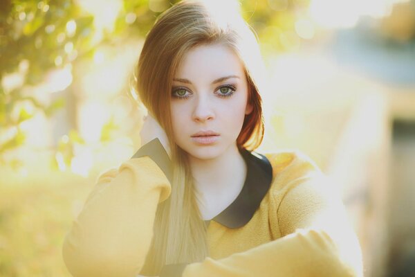 Portrait d une jeune fille Rousse