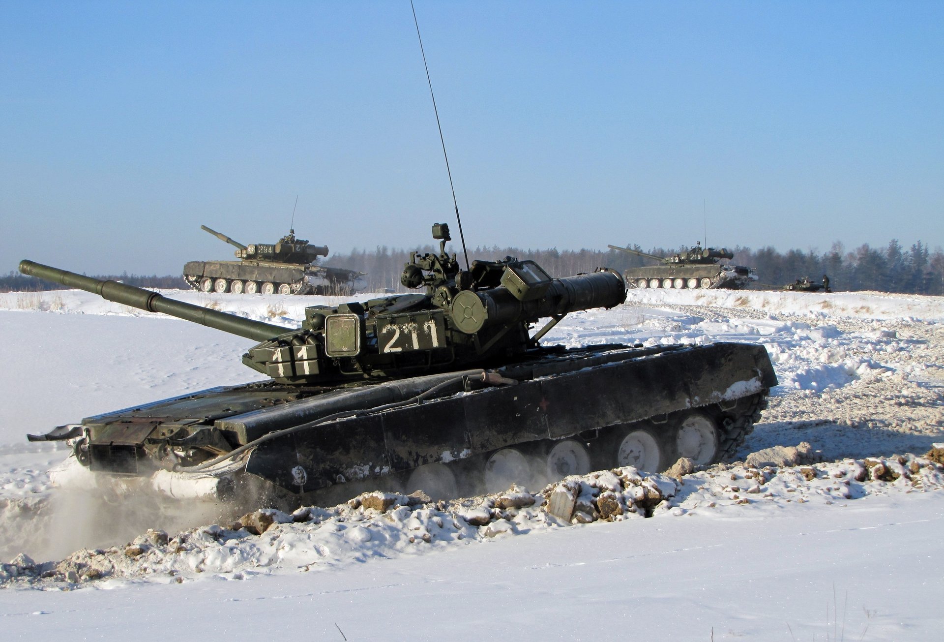 rosja t - 80 bv śnieg zima czołg