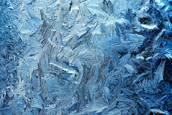 Blue ice patterns in the form of twigs