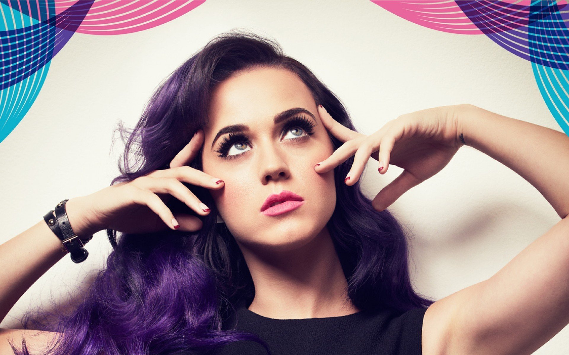 katy perry chanteuse mains célébrité regard cheveux