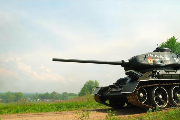 Советский великий танк т-34
