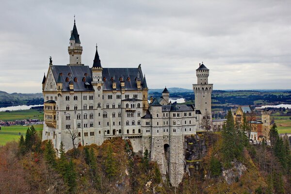 Photo d automne d un château en Allemagne