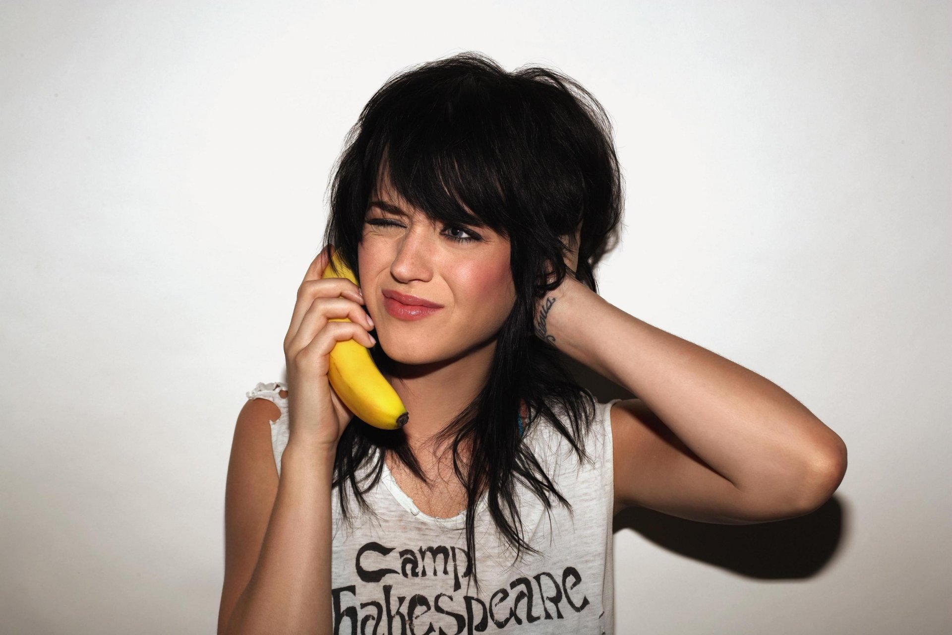 katy perry banane téléphone