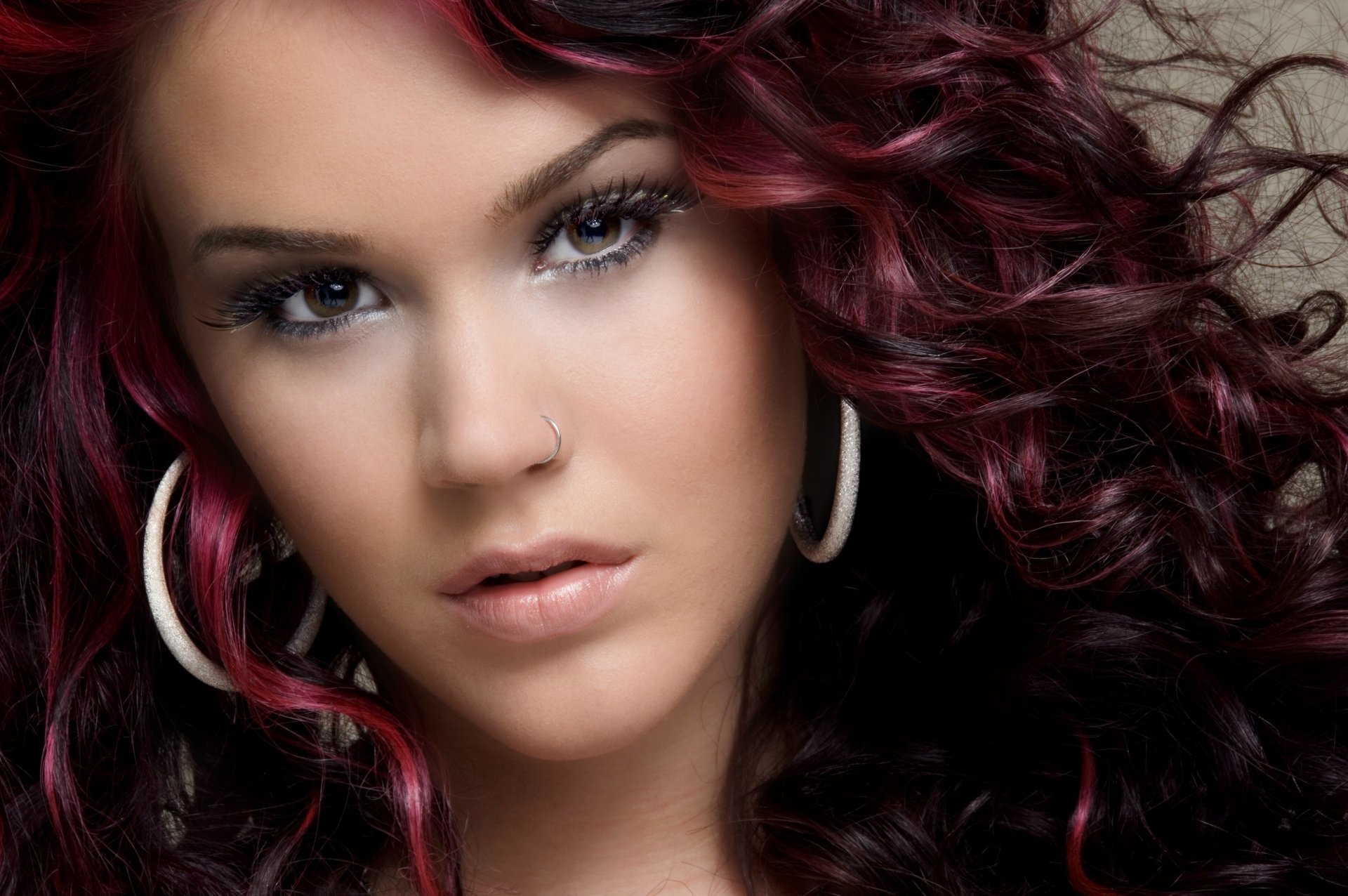 joss stone painted piercing