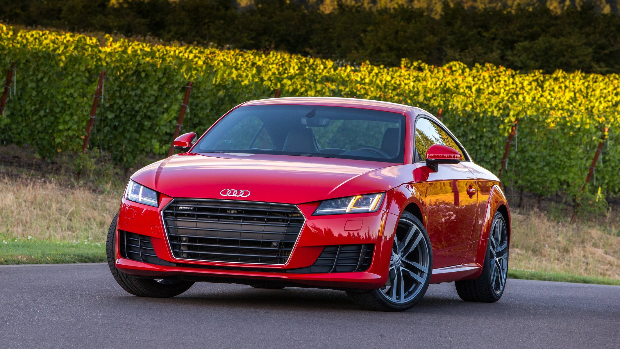 audi supercar red