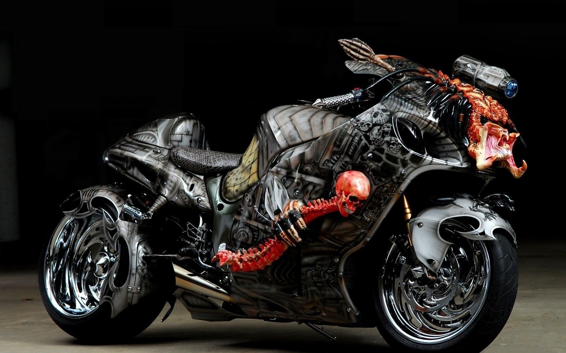 design czaszka ramię tuning airbrush sportbike