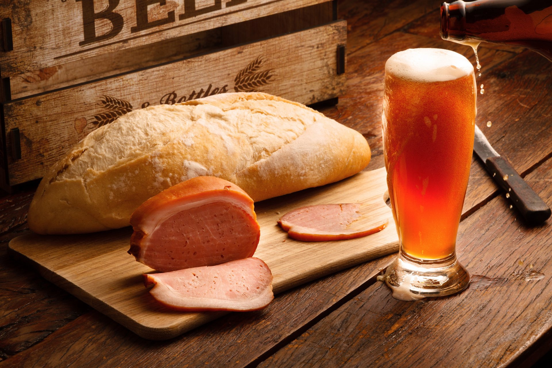 beer glass ham salmon bread baton