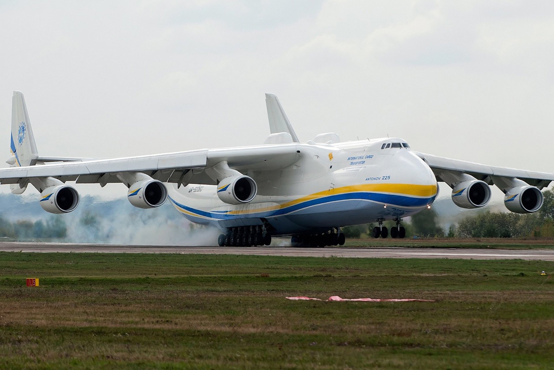 an-225 transporter mria