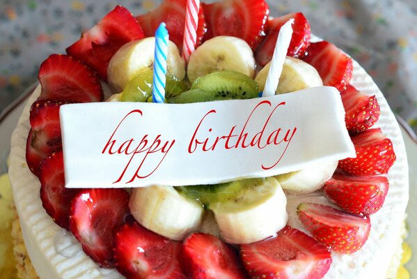 Erdbeer-Bananenkuchen zum Geburtstag