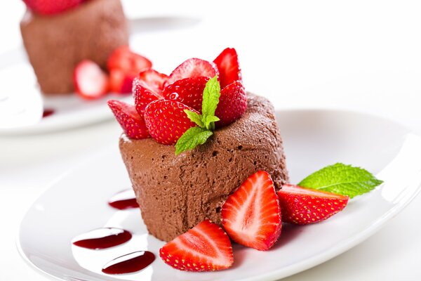 Mousse di bacche di cioccolato dolce