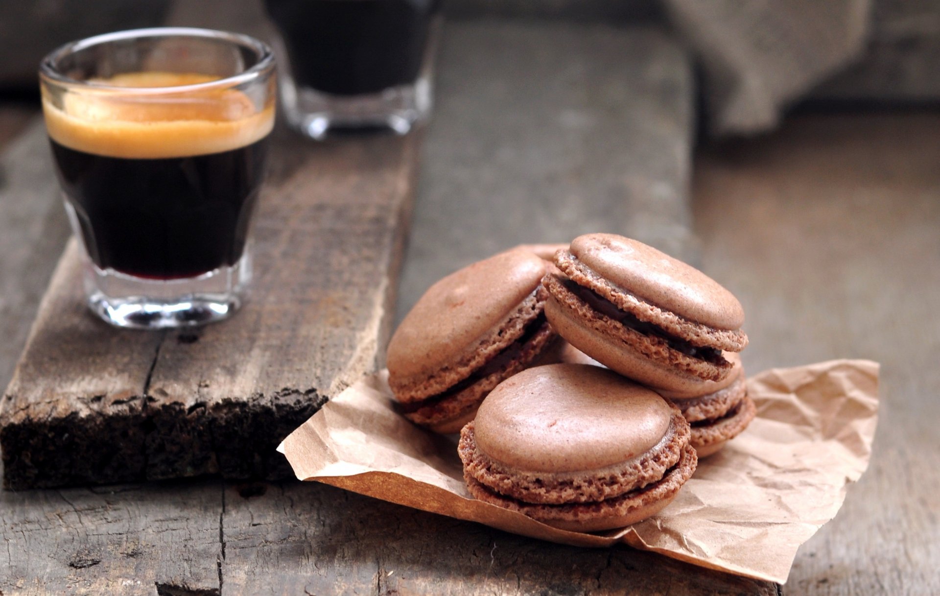 kekse braun kuchen macaron makkaroni kaffee süß süßigkeiten dessert