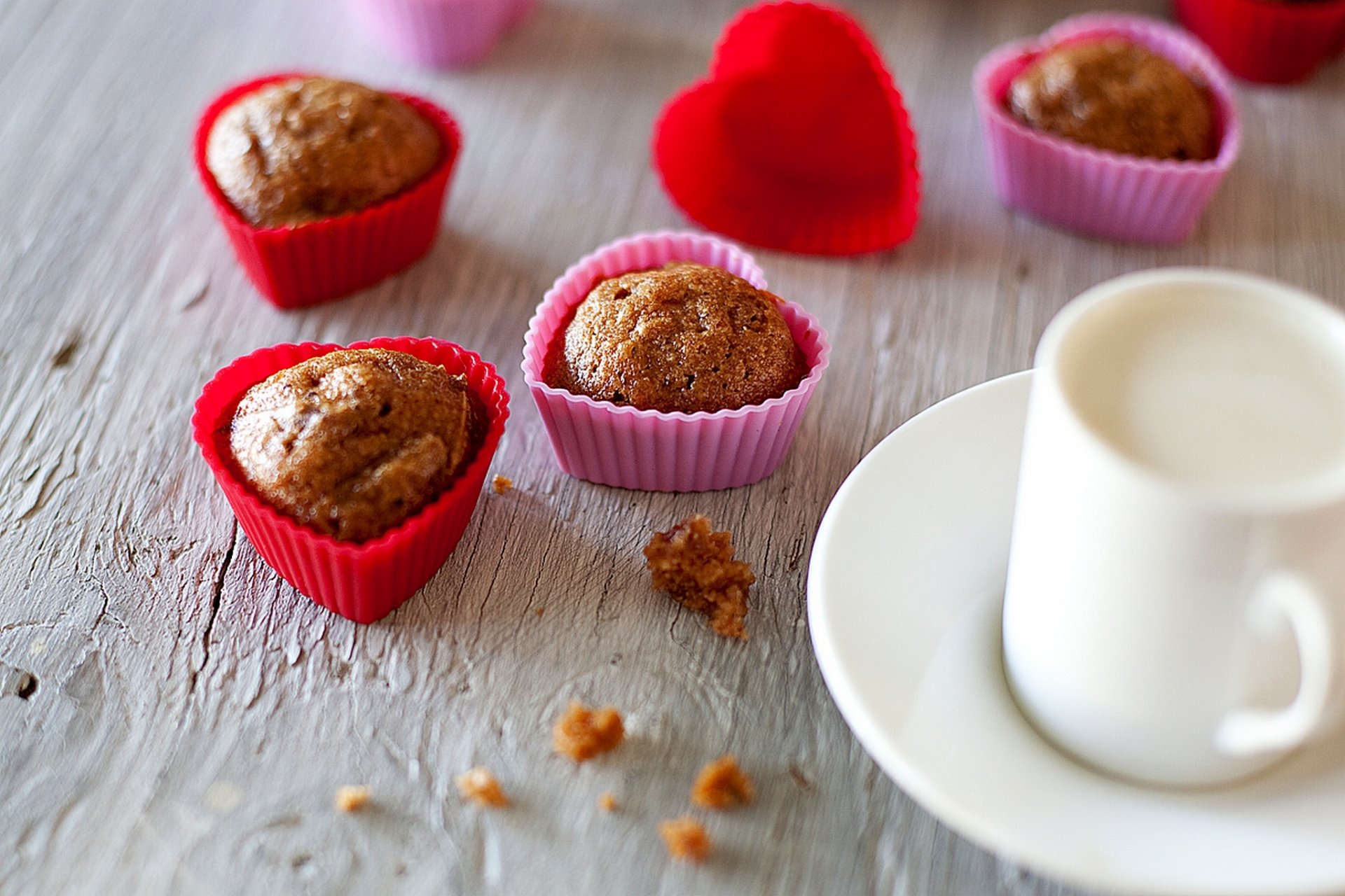 dessert brownie doux nourriture tasse lait petits gâteaux coeur amour gâteau nourriture muffins coeurs