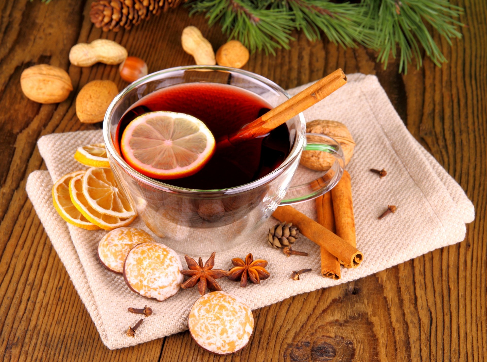 mulled wine drink cup lemon cookies spices cinnamon anise nuts winter holiday