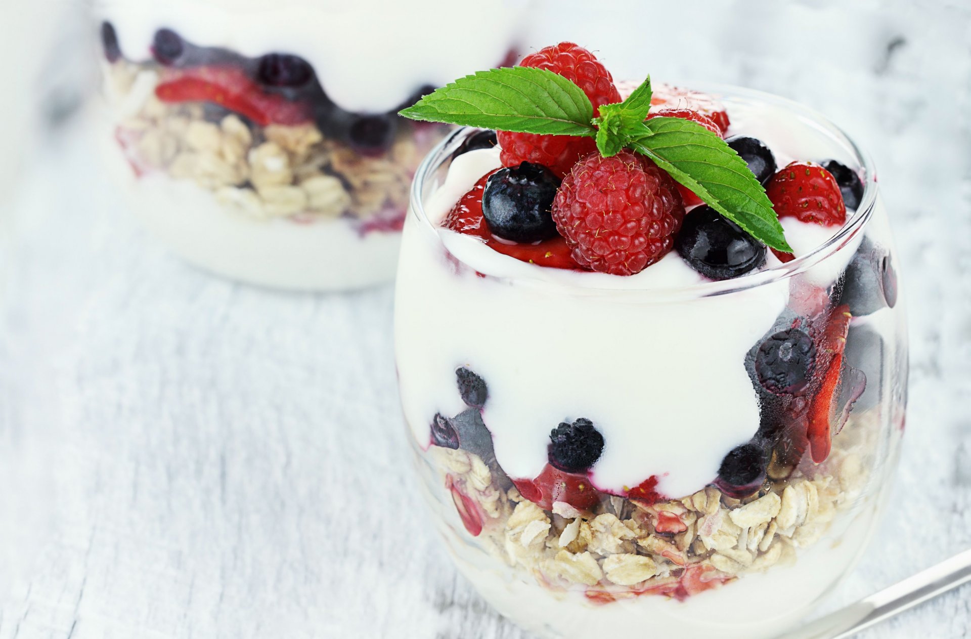 essen dessert eis johannisbeere himbeere blatt müsli hintergrund tapete widescreen vollbild widescreen