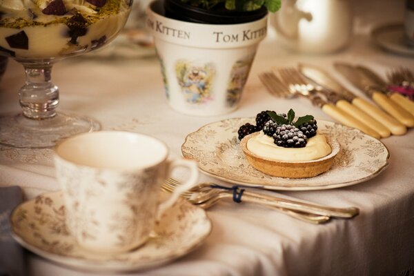 Sweet blackberry pie for dessert