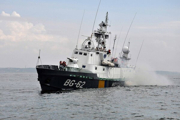 The Ukrainian marine guard plows the water expanses