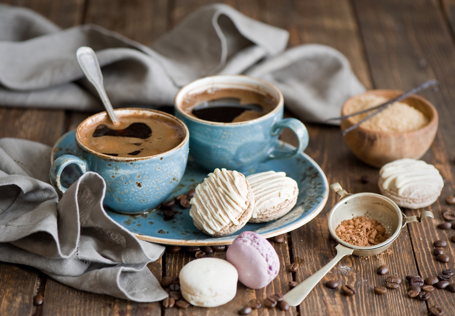 кофе зерна macaron печенье макарун белое розовое выпечка глазурь сахар ваниль какао десерт сладкое чашки сервиз натюрморт анна verdina