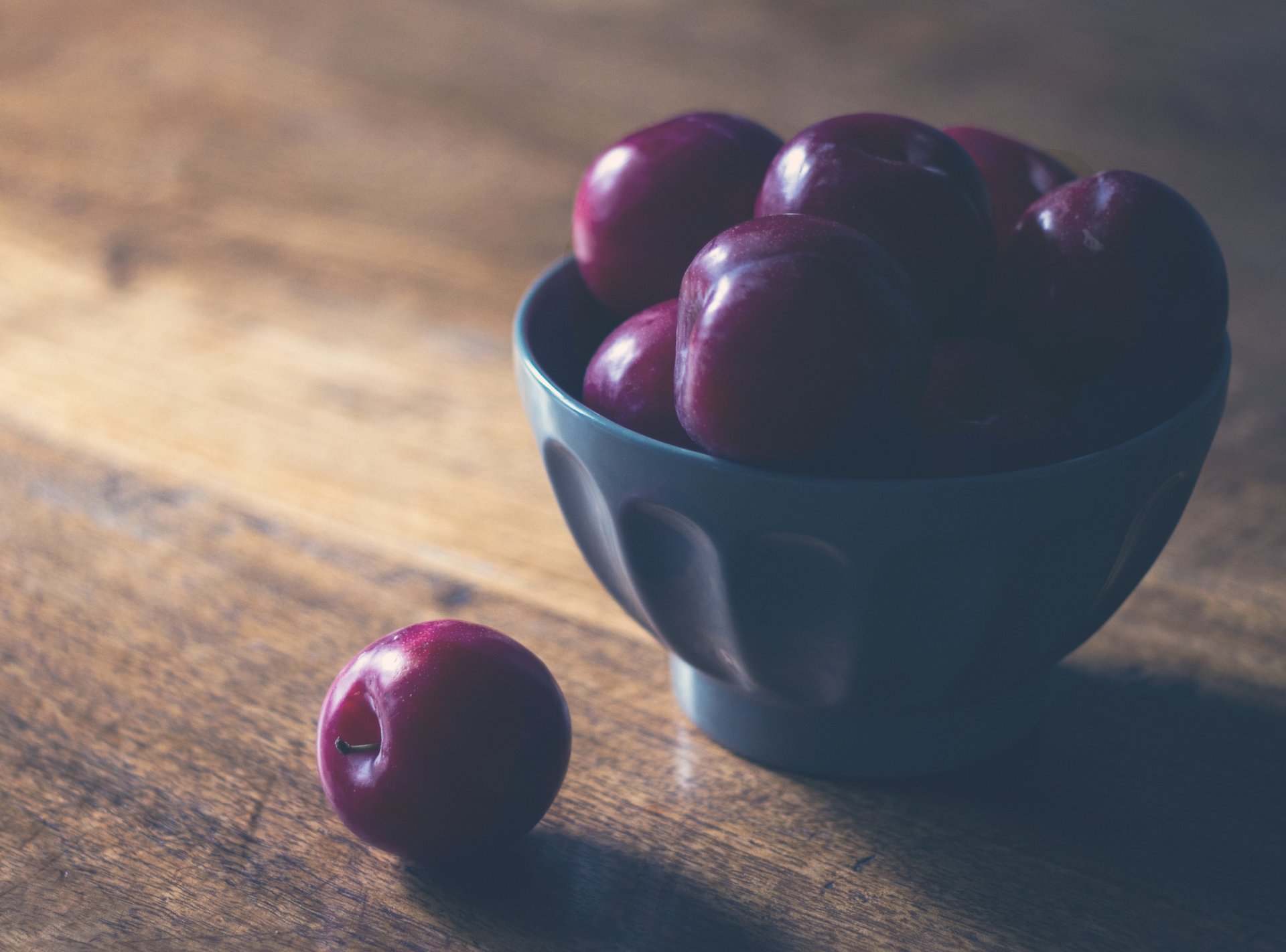 essen äpfel apfel rot rot frucht obst teller hintergrund tapete widescreen vollbild widescreen widescreen