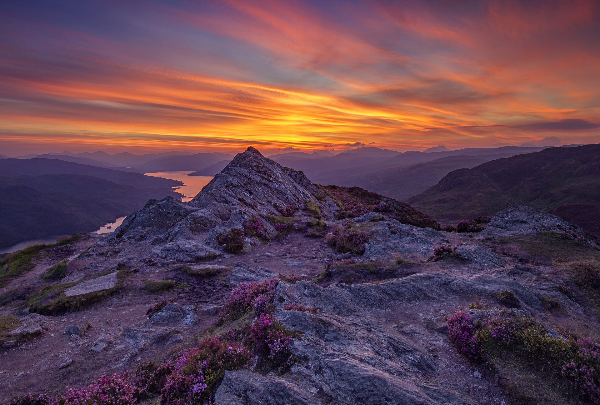 escocia paisaje montañas cielo naturaleza