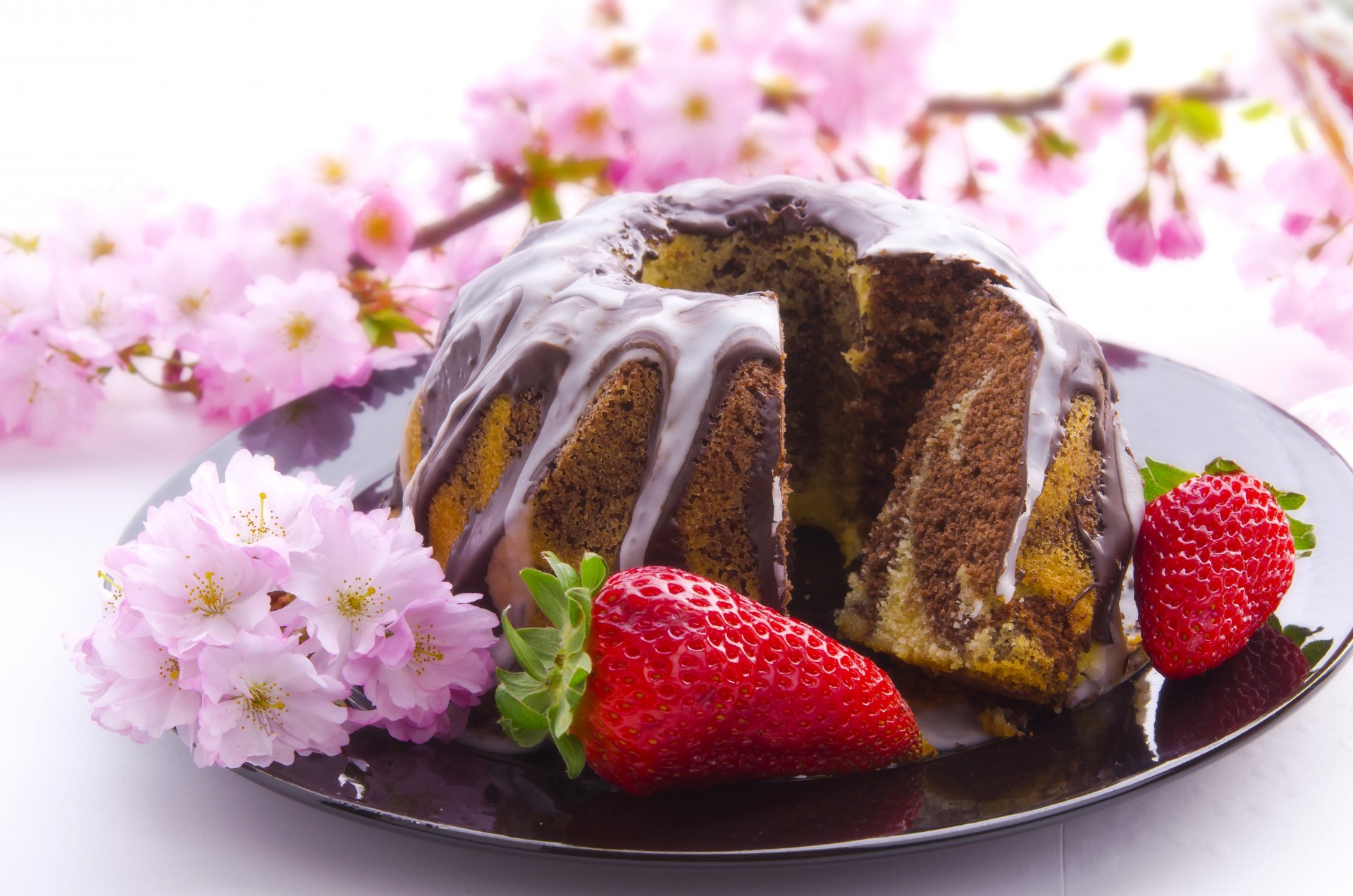 cake baking chocolate glaze berries strawberry dish branches bloom