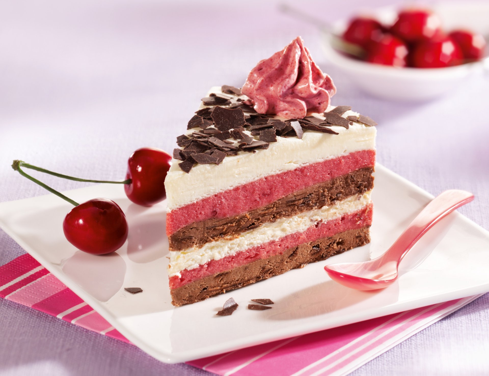 dessert cake cake sweet food cream cherries chocolate food