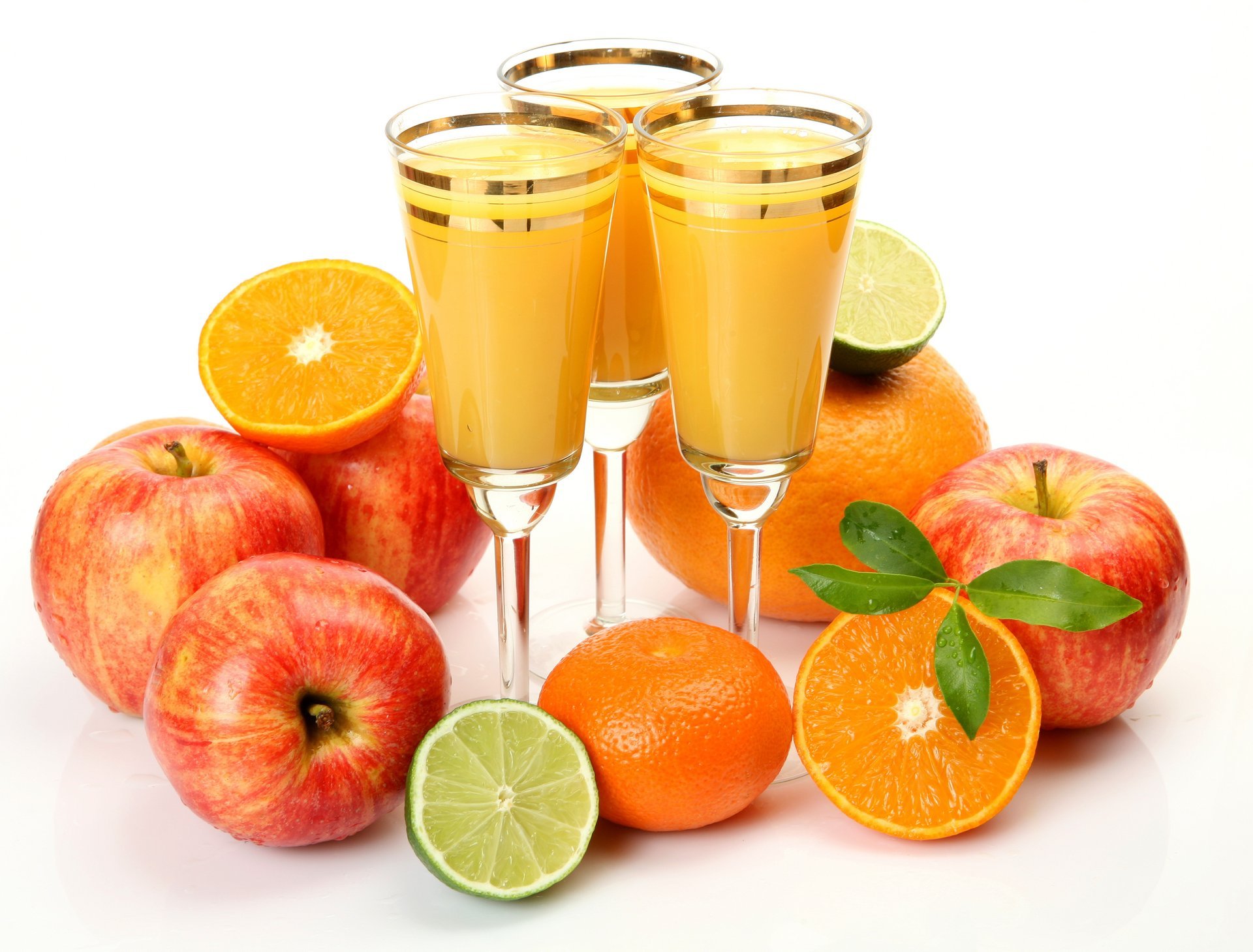 glasses juice orange apples lima fruits leave