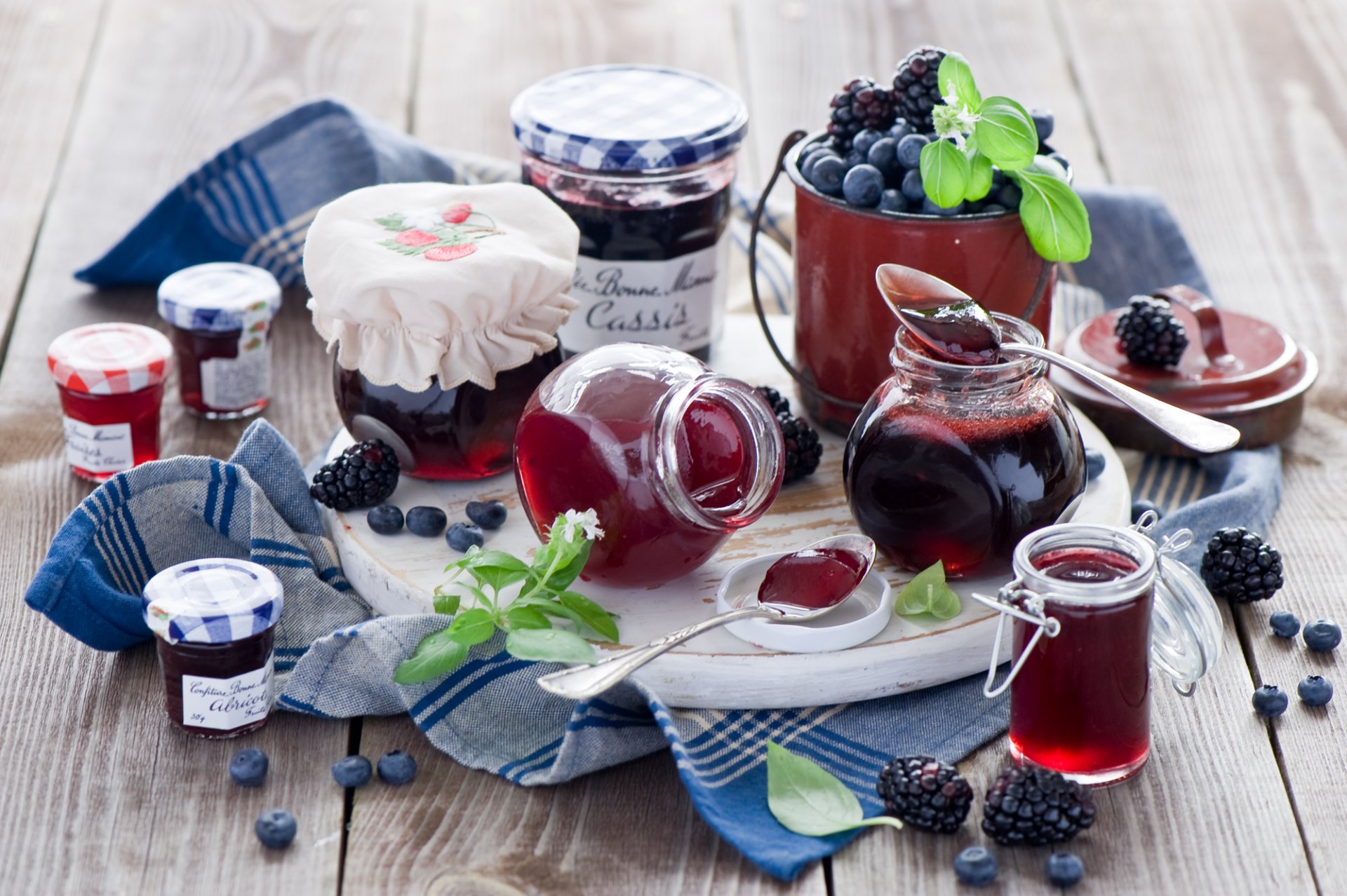 jams jam berries blueberries blackberry banks jars spoon anna verdina