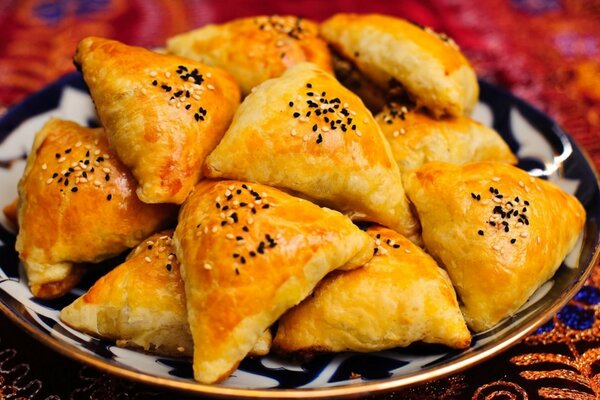 Cocina uzbeka: somsa con carne