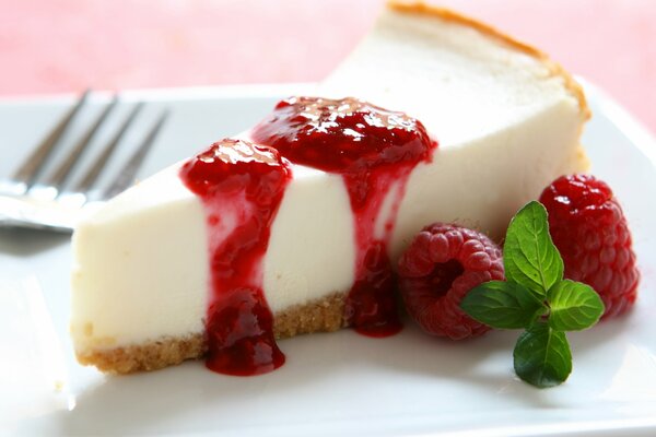 Cheesecake classica cucita con marmellata