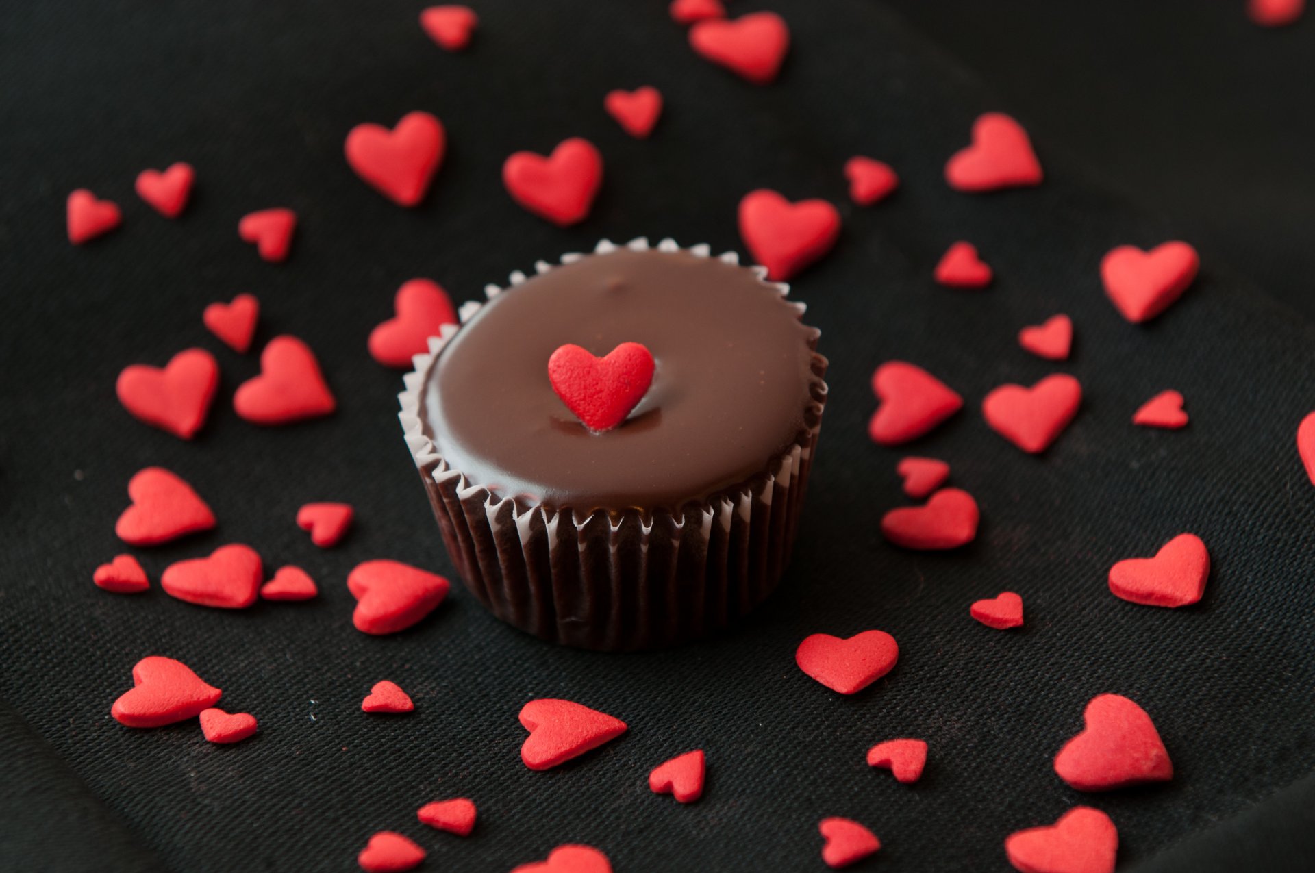 postre pastel dulce comida chocolate corazón amor comida crema muffins magdalenas