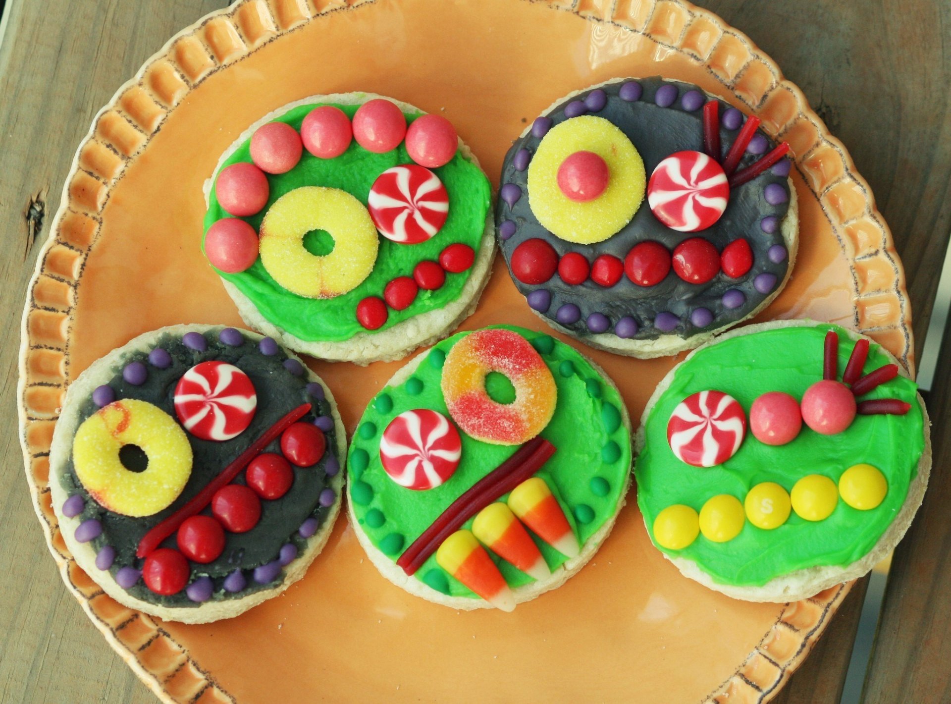 cibo dolci colorati divertenti facce biscotti caramelle