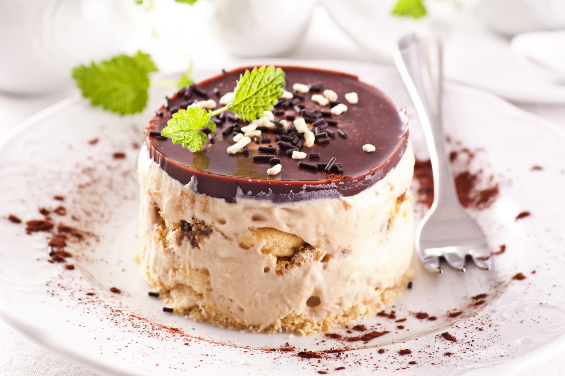 pastel chocolate crema pasteles postre dulce plato tenedor