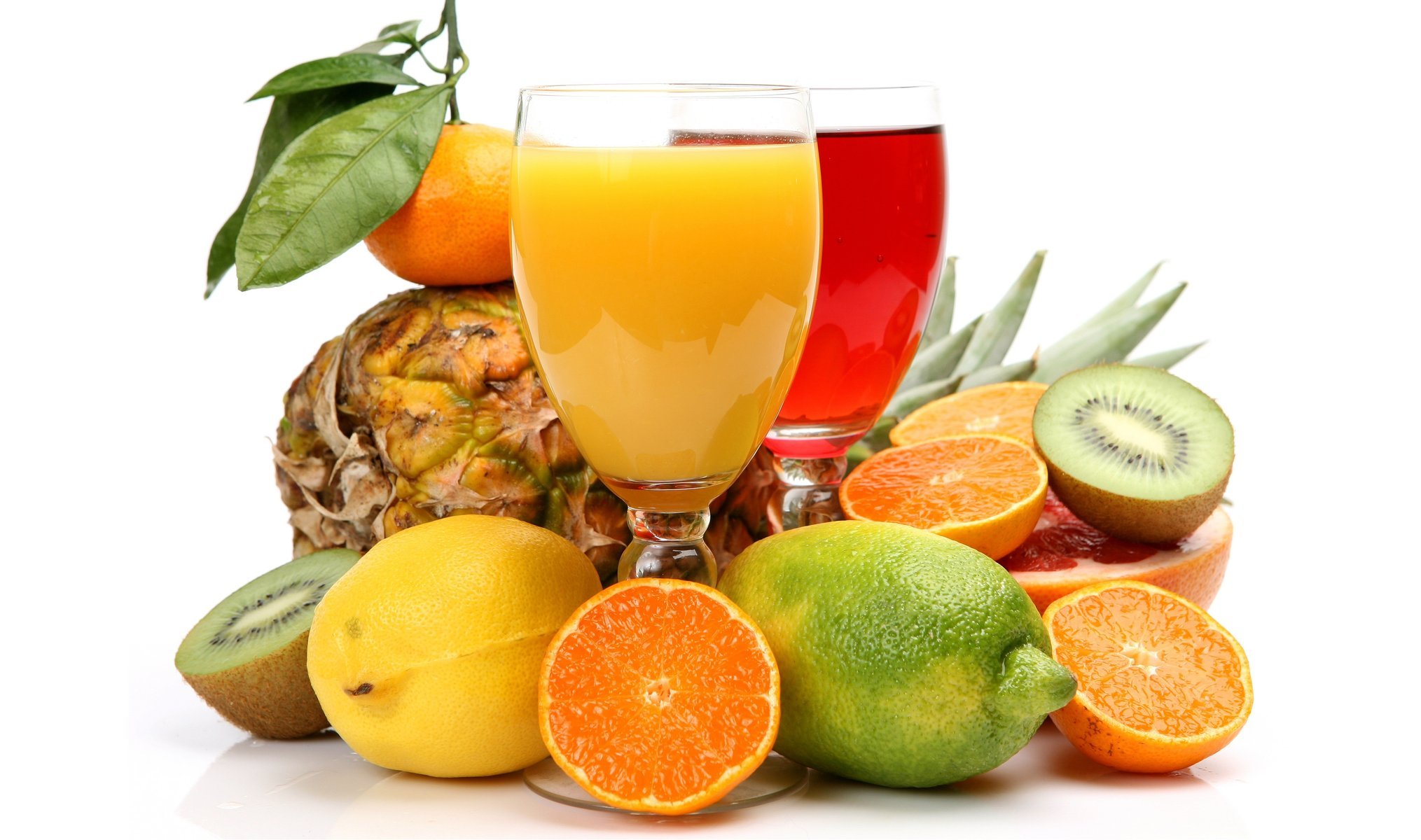 jus agrumes fruits oranges citron vert mandarine pamplemousse citron kiwi ananas