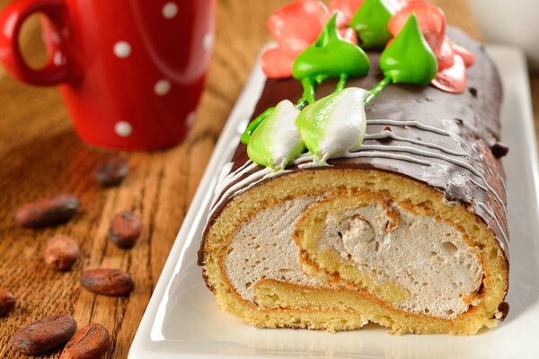 Rotolo di crema e chicchi di caffè