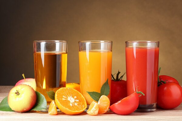 Freshly squeezed fruit and vegetable juices