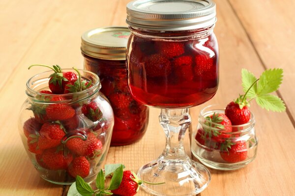 Compote de fraises sucrées