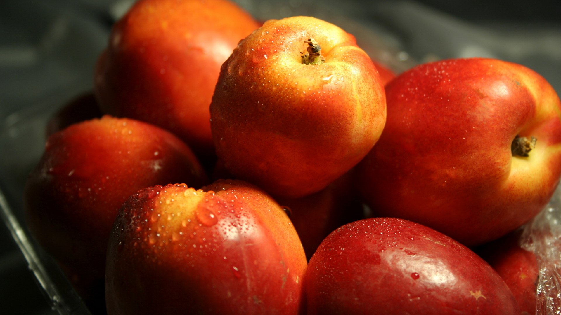 food fruits delicious useful apples red drops water close up