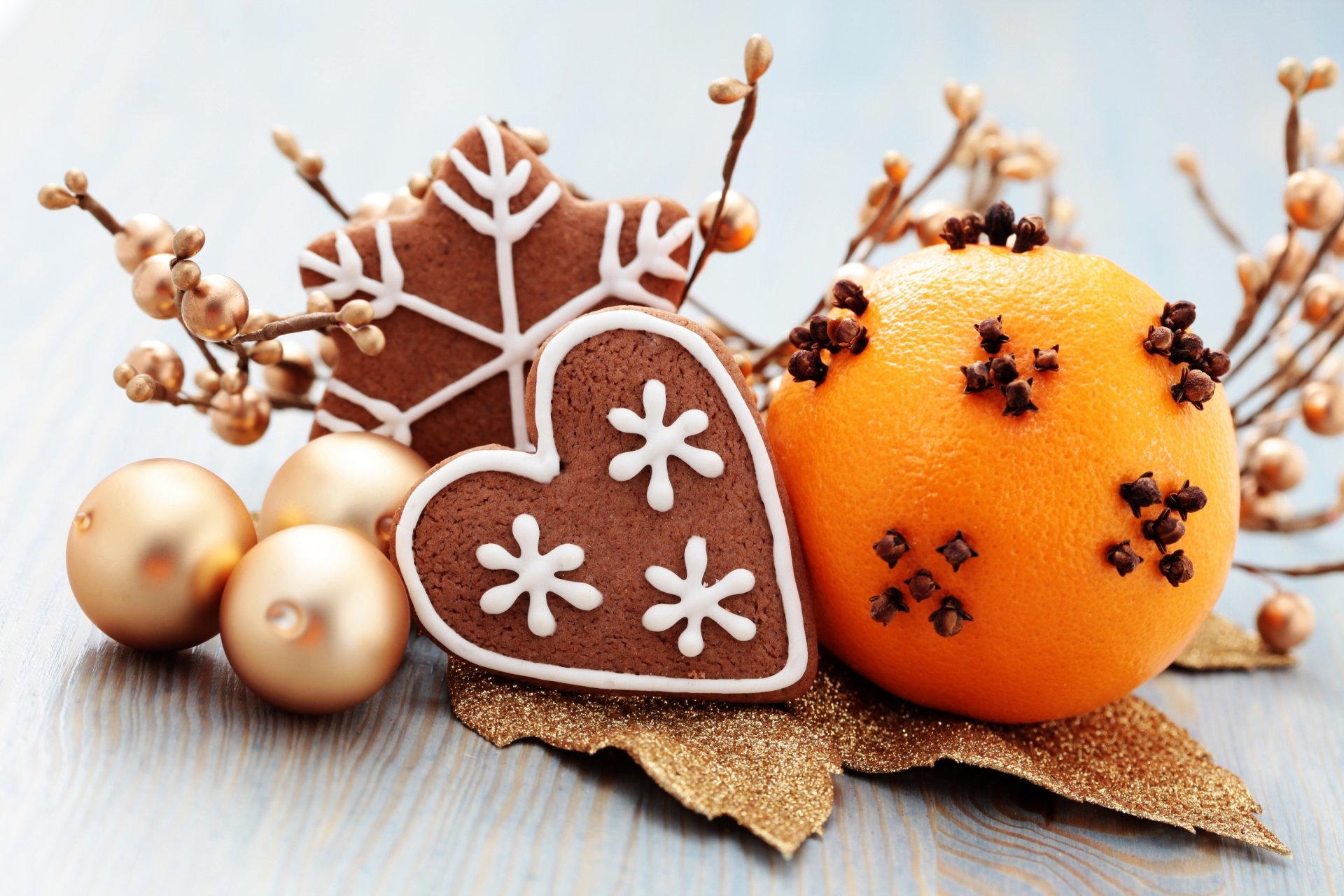 nouvel an bonne année vacances papier peint de noël couleurs de noël décoration de noël papier peint de vacances paysage cannelle mandarines biscuits boules jouets