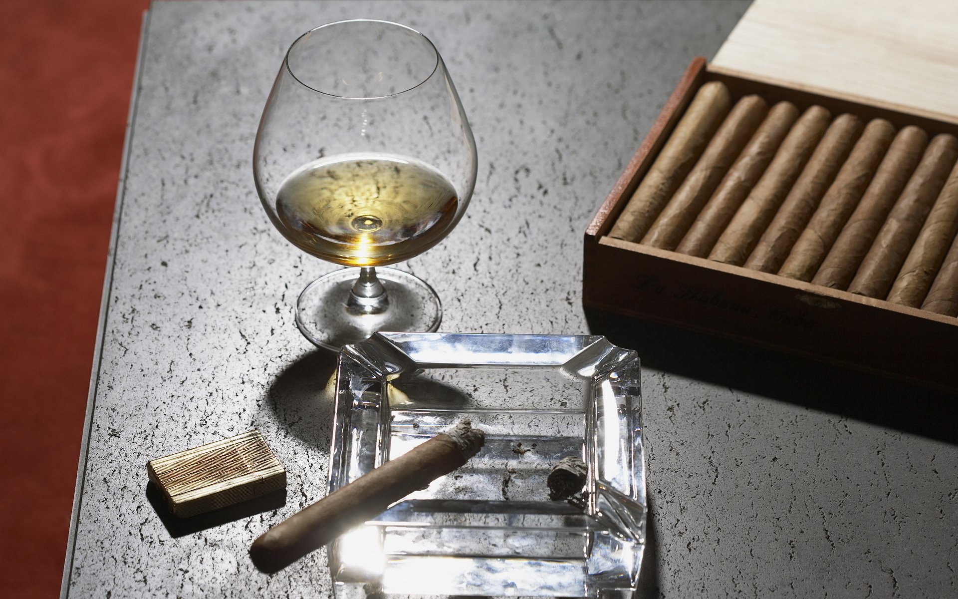 lighter cigar ashtray alcohol