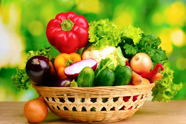 Paprika, eggplant, cucumbers and other vegetables in the basket