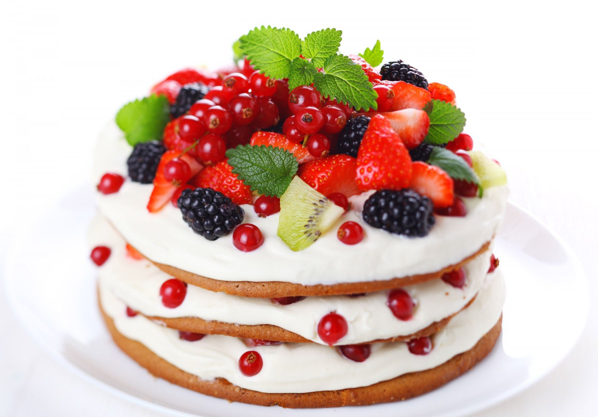 cake berries strawberry blackberry currants kiwi
