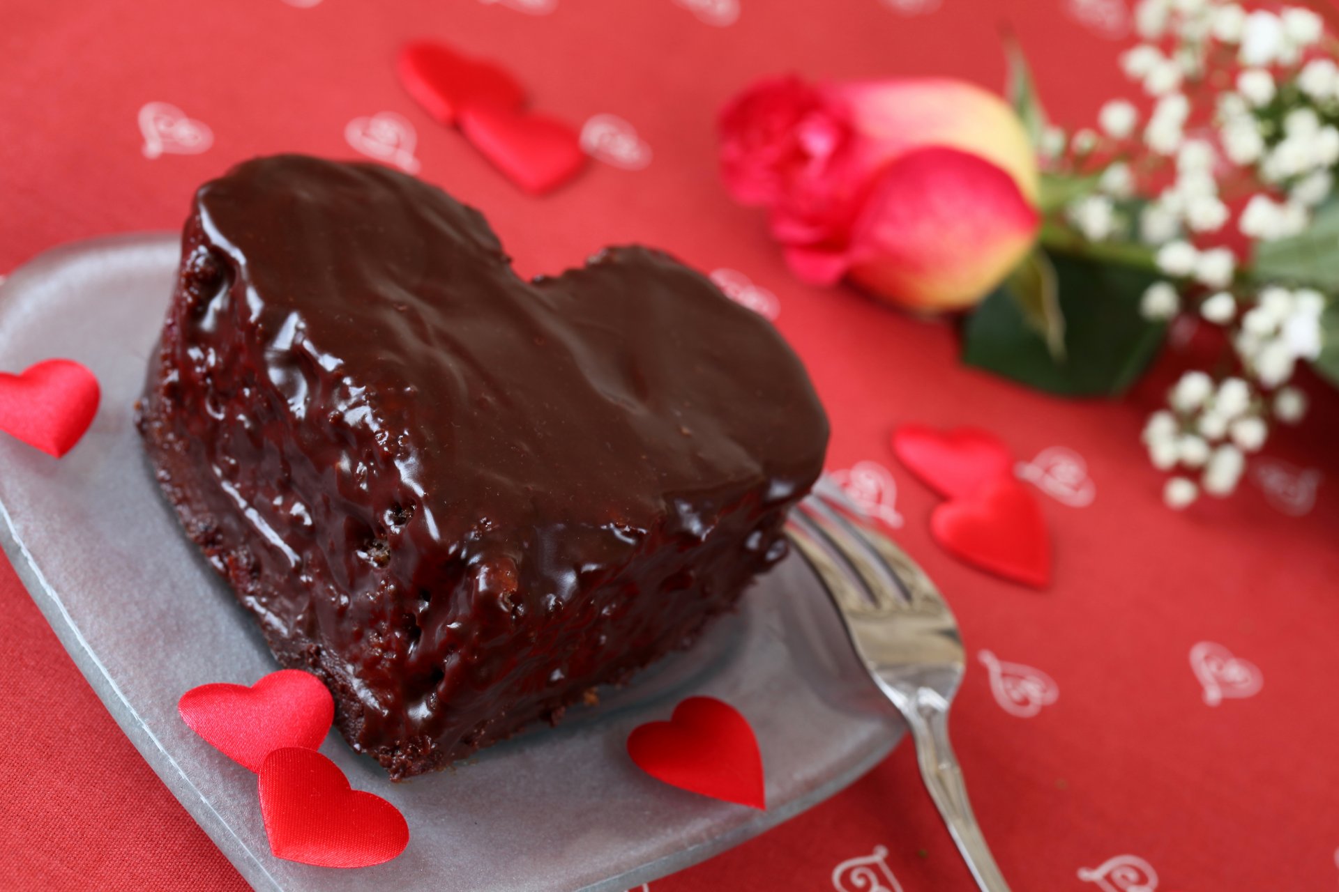 hearts food cake fork rose flower food fork rose dessert chocolate plate sweet cake plate