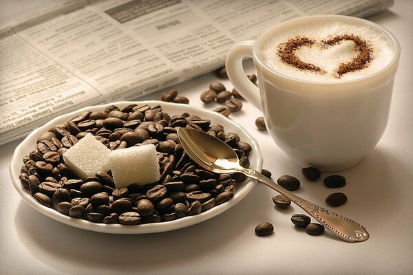 Capuchino de grano o café con leche por la mañana